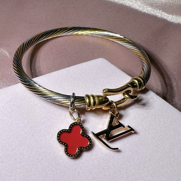 LV Red colored Zipper Pull Charm Authentic Louis Vuitton Charm - Picture 5 of 14